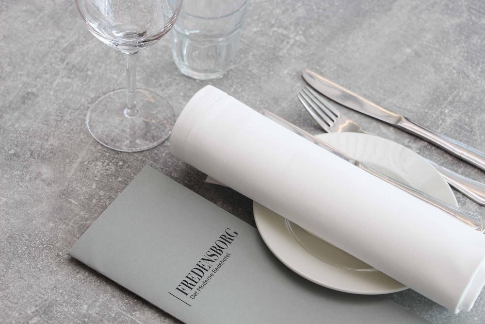 Fredensborg Badehotel Rønne Εξωτερικό φωτογραφία