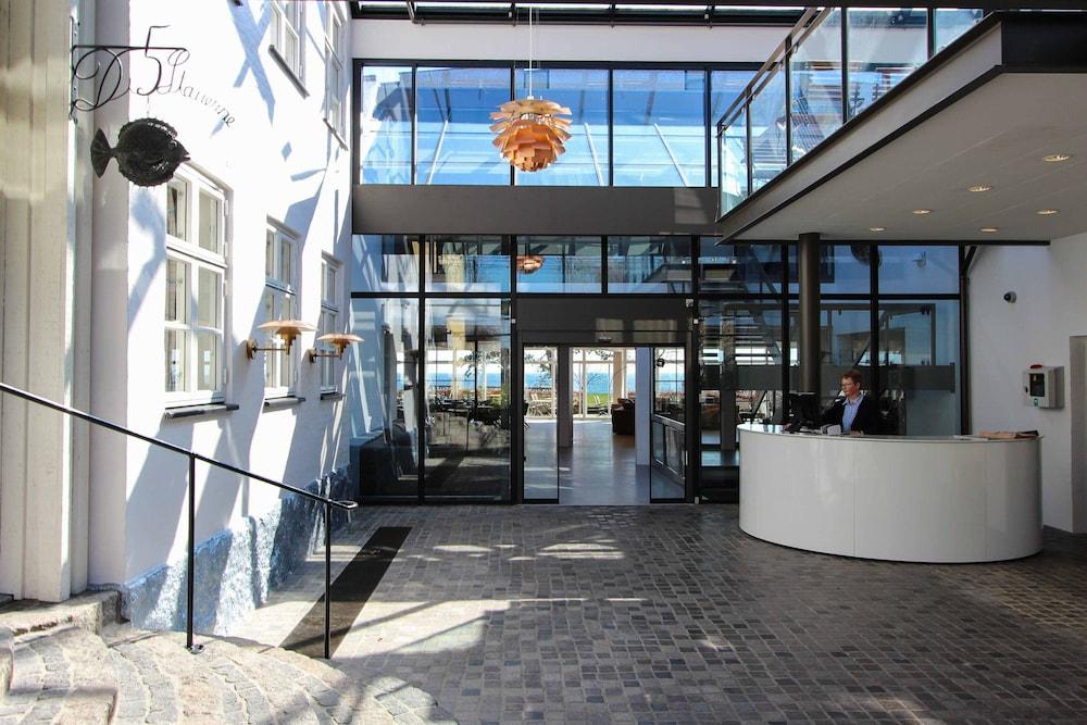Fredensborg Badehotel Rønne Εξωτερικό φωτογραφία