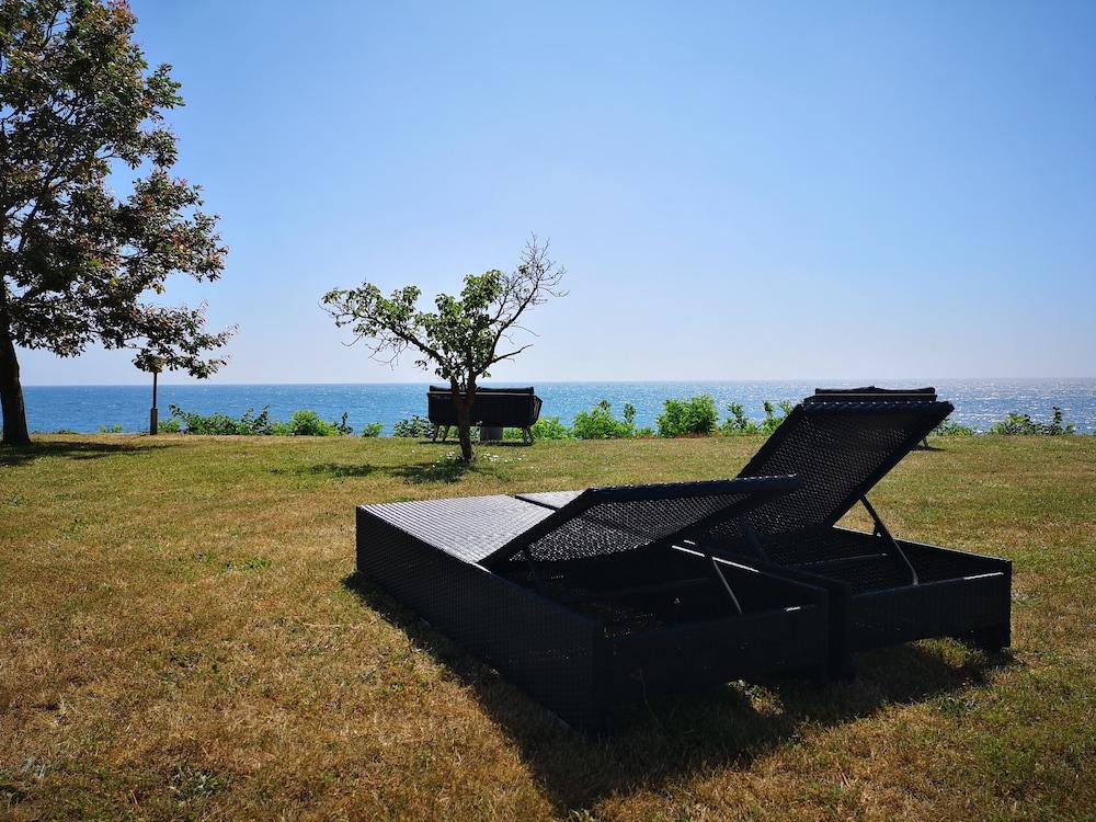 Fredensborg Badehotel Rønne Εξωτερικό φωτογραφία