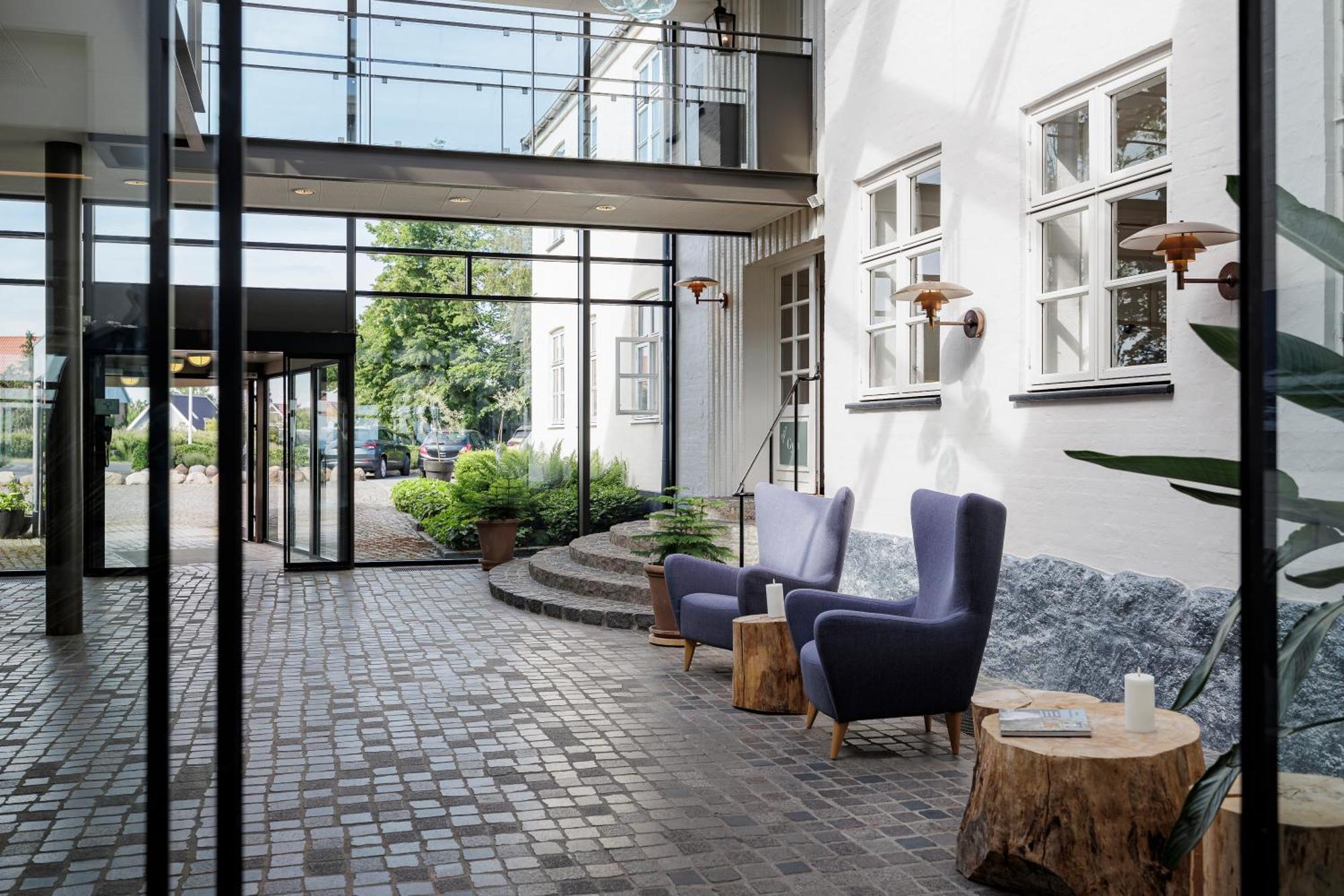 Fredensborg Badehotel Rønne Εξωτερικό φωτογραφία
